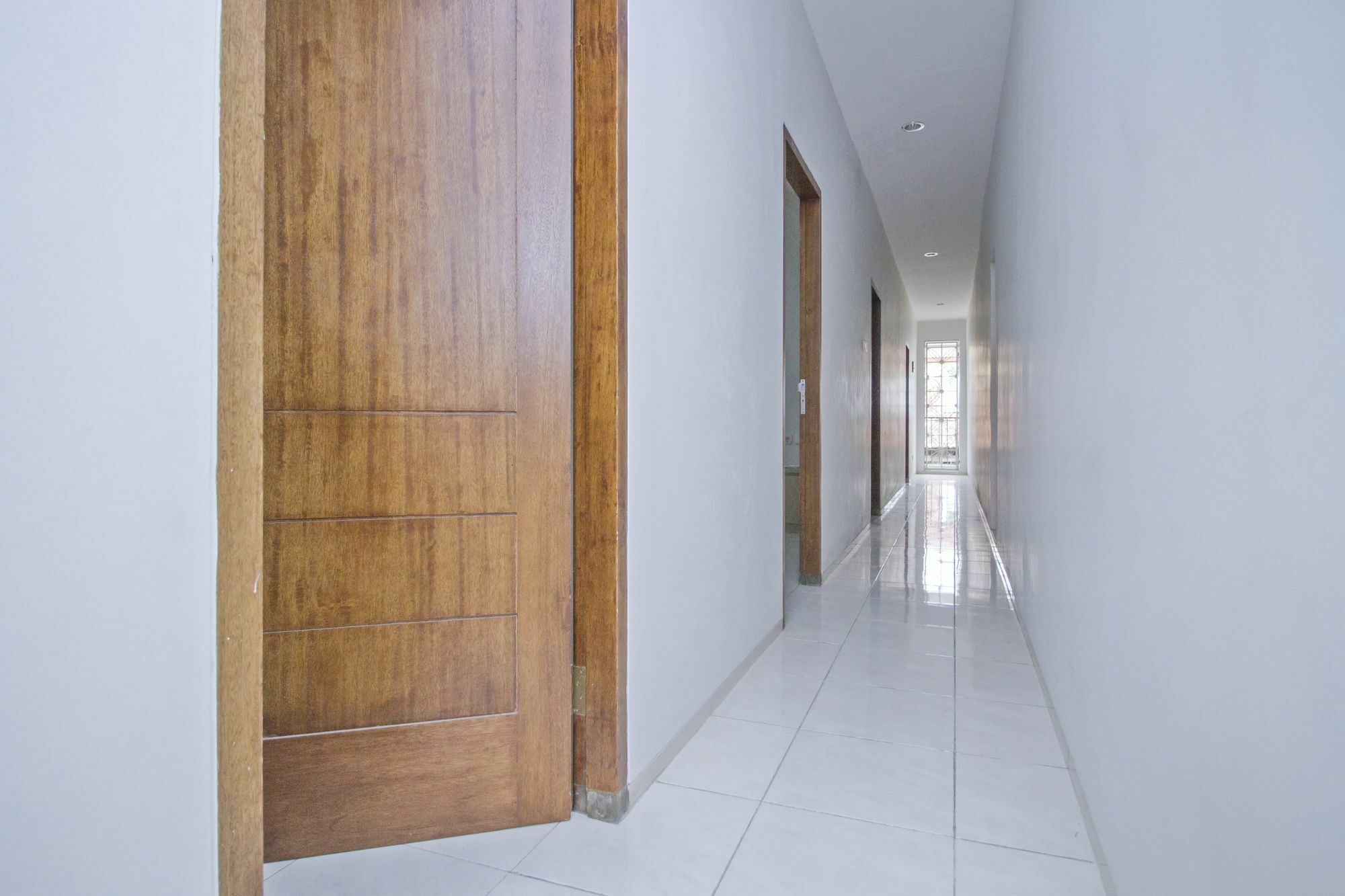 Urooms Tanah Abang Jakarta Buitenkant foto
