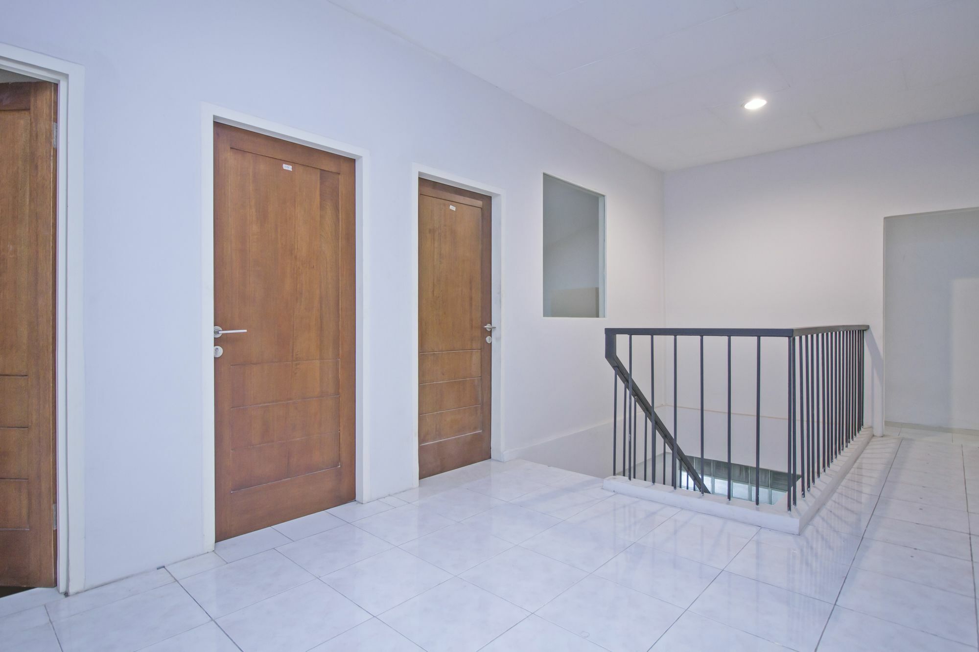 Urooms Tanah Abang Jakarta Buitenkant foto